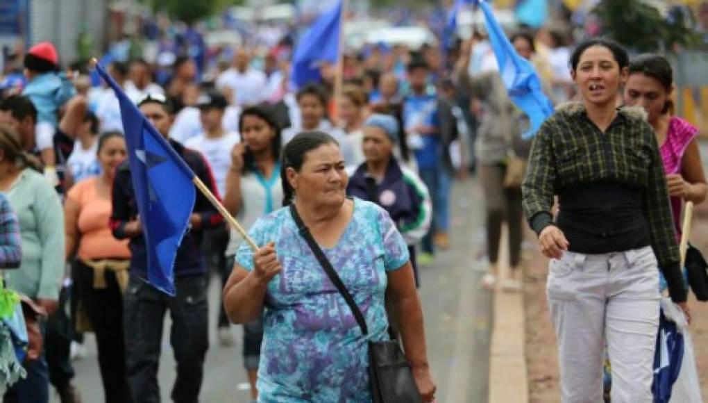 'Quiero pedirles que me den su apoyo': Presidente Hernández
