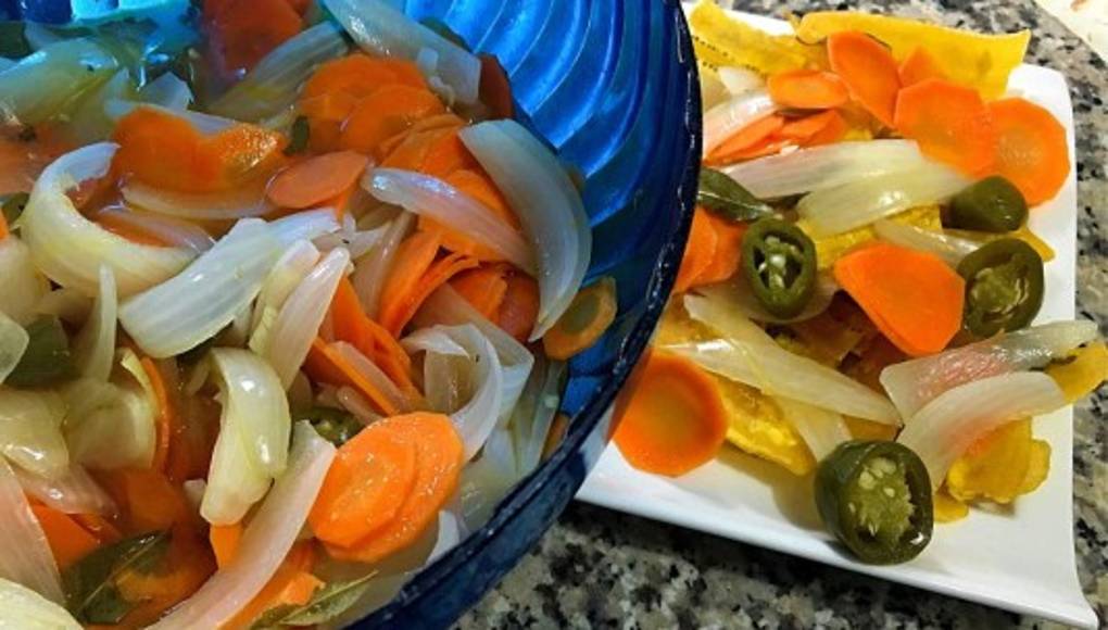 Cómo hacer encurtido con zanahoria y cebolla Diario La Prensa