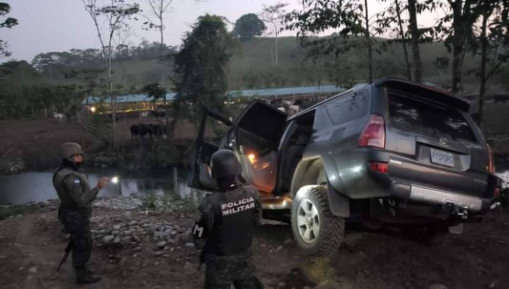 Decomisan gran cantidad de armas y vehículos en Copán