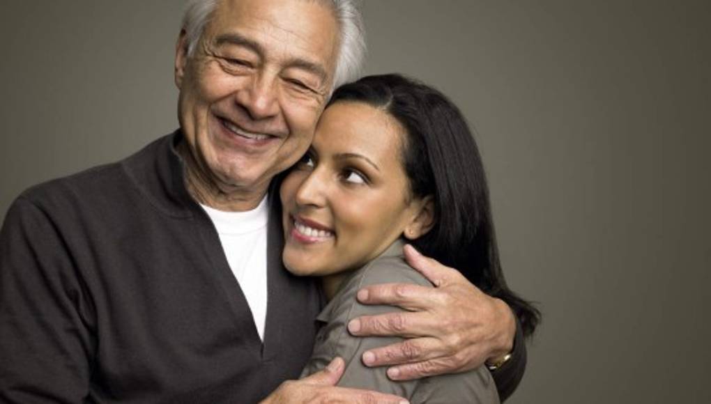 Por el bien de sus hijos, rescate la relación con sus padres