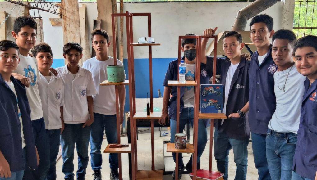 Instituto Manuel de Jesús Subirana cumple 57 años formando jóvenes técnicos