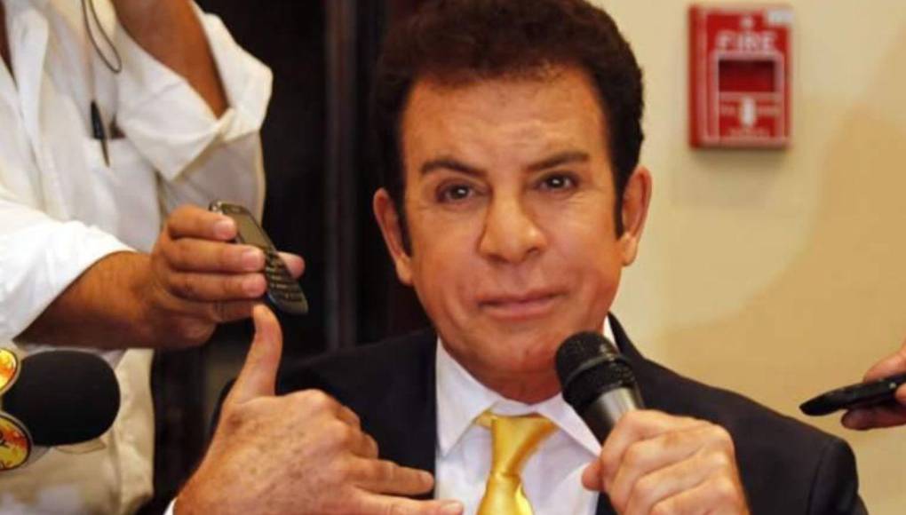 “Muchas gracias por querer vivir en democracia”, le escribió Nasralla al aspirante a la presedencia de Libre Jorge Cálix.