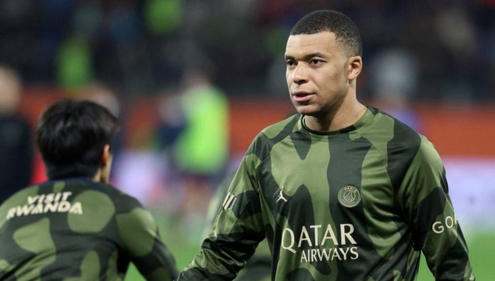 Kylian Mbappé atraviesa sus últimos meses como futbolista del PSG ya que tomó la decisión de no seguir en el club parisino para la próxima campaña.