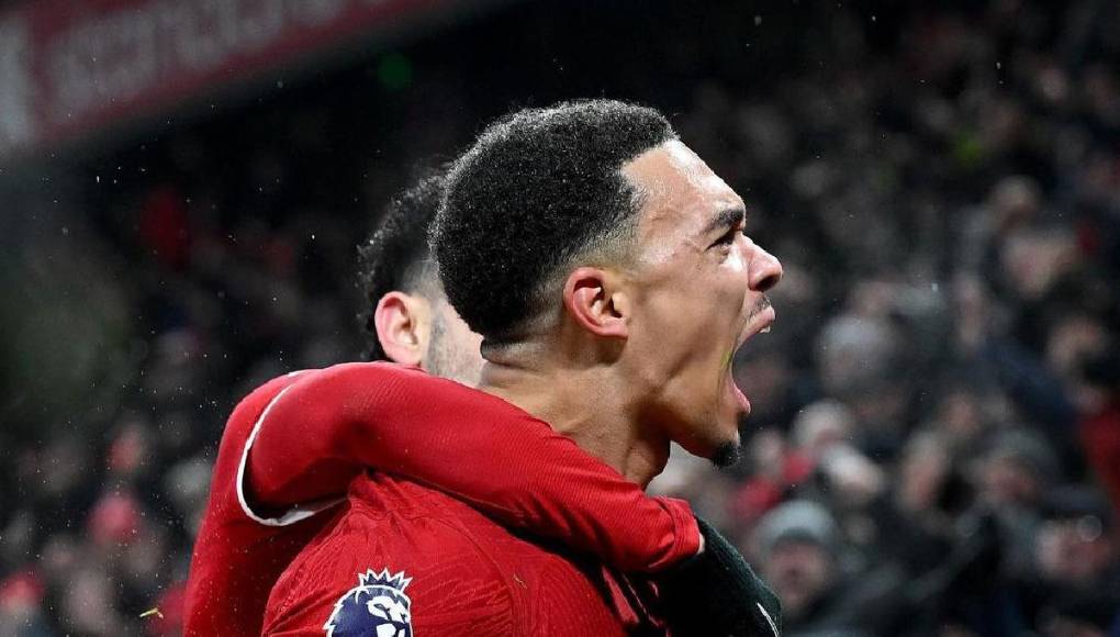 El futbolista también optó por cambiar su número de teléfono, instalar cámaras de seguridad y alarmas en su vivienda.