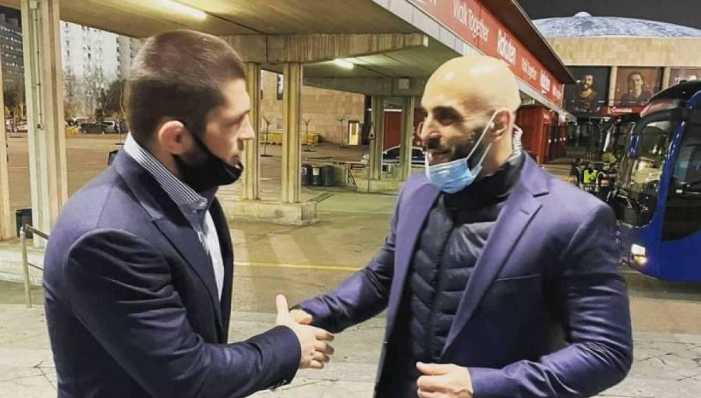 Desde que está a cargo de custodiar a Messi, Yassine Cheuko ha quintuplicado su cantidad de seguidores en Instagram, en donde ahora cuenta con más de 110 mil persones que los siguen.