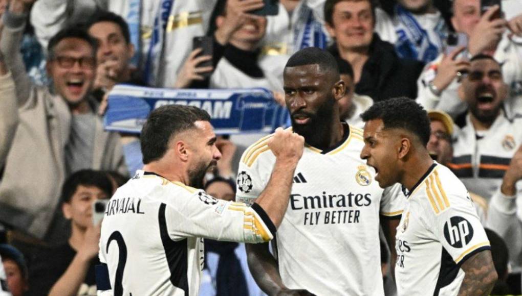 Apenas dos minutos después, Rodrygo cabalgó por la banda para plantarse en el área y ganarle el mano a mano al meta rival, poniendo el 2-1 (14).