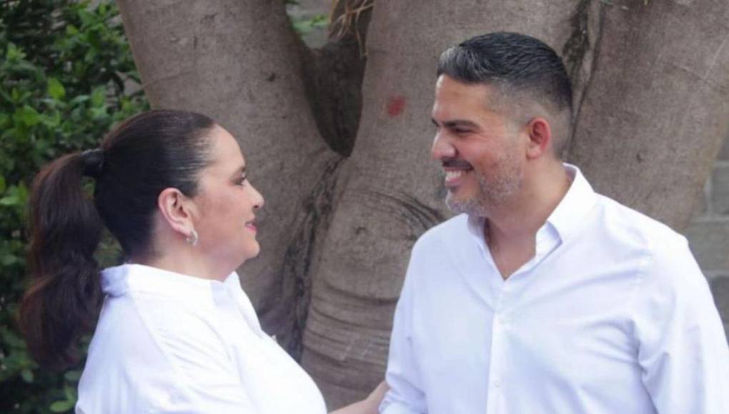 La exprimera dama, Ana García de Hernández, se pronunció recientemente a las vinculaciones amorosas en redes sociales con el precandidato, José Roberto Pineda, conocido como “Pitu”.