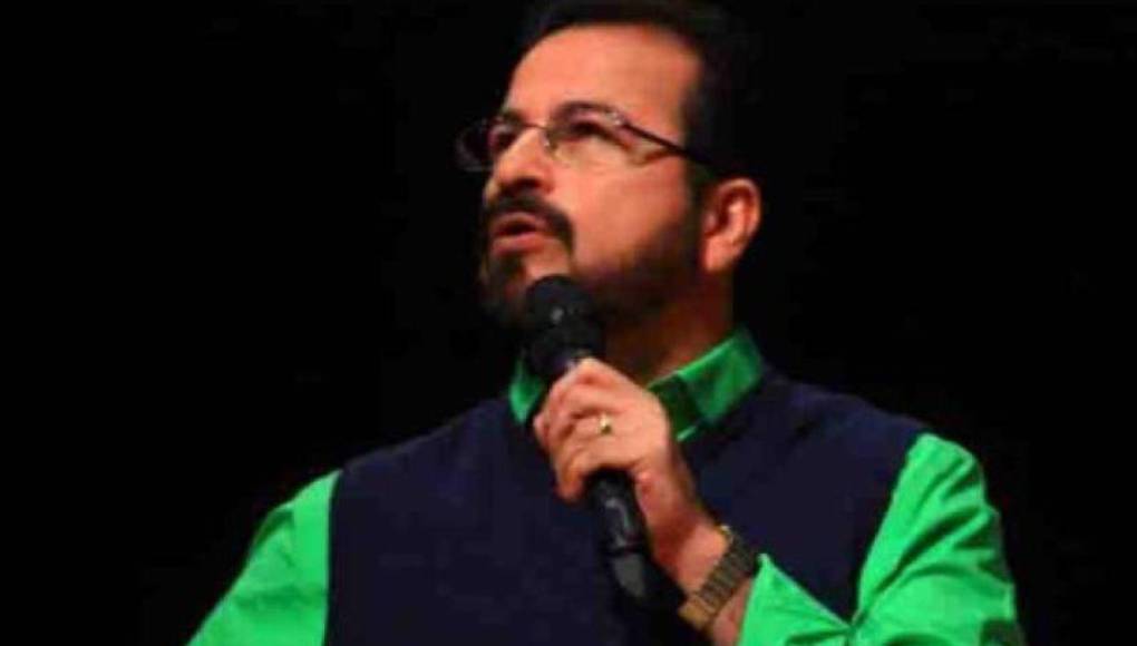 German Ponce, pastor de la reconocida Iglesia de Cristo Ebenezer, le va al conjunto verdolaga.