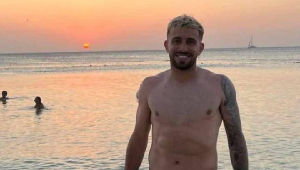 Agustín Auzmendi: El goleador argentino del Motagua también decidió irse a Roatán.