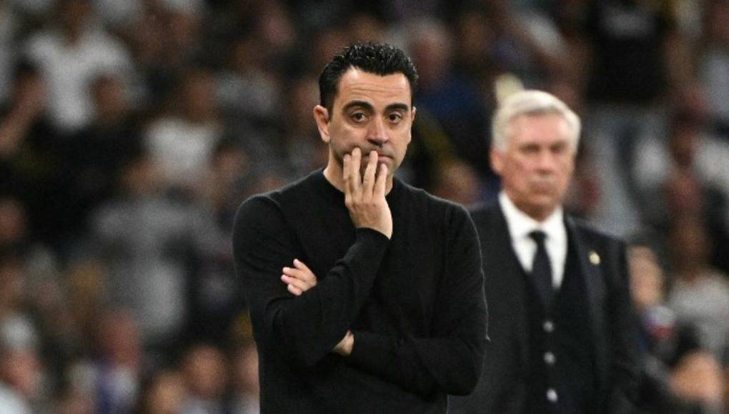 A la espera de definir el entrenador que ocupará el lugar de Xavi Hernández, el club entiende que la mejor forma de moverse temprano en el próximo mercado es con dinero en caja y, para ello, la vía más factible es ingresar dinero a través de la venta de varios futbolistas.
