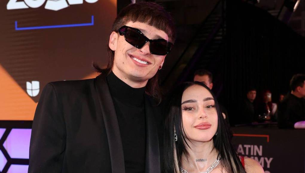 Sobre el tema, la argentina aseguró que tomó la decisión de terminar con Peso Pluma a través de sus redes sociales debido a la exposición que tuvo la infidelidad.