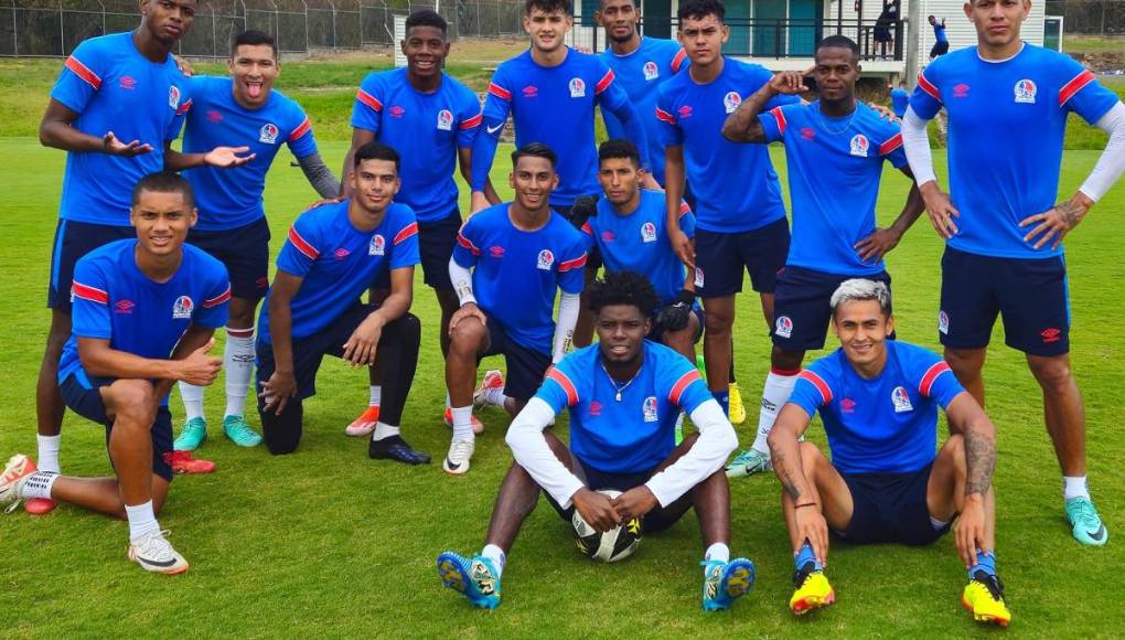 El Olimpia termina en la tercera plaza y juega el repechaje, Real España fue sexto. Se enfrentan en el juego de ida en el estadio Olímpico de San Pedro Sula.