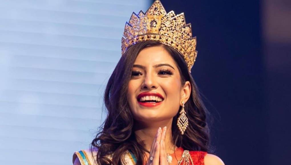 Priyanka Joshi / Nepal - Priyanka estudió Periodismo y Comunicación de Masas y ha trabajado como presentadora de televisión, modelo y escritora. Actualmente apoya su negocio familiar y le gustaría convertirse en embajadora humanitaria de las Naciones Unidas. Priyanka habla tres idiomas: nepalí, inglés e hindi. Para algunos fanáticos, es una candidata de peso para sorprender al jurado. 