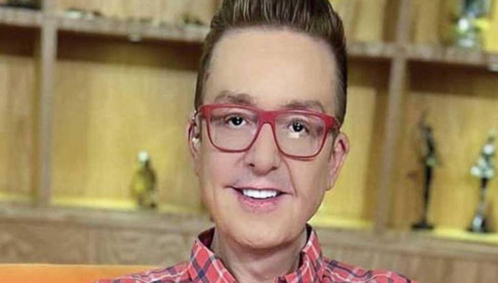 “Él le informó que está delicado, pero que está bien. Sí intentaron despertarlo el día de ayer. Despertó y lo regresaron al coma inducido, hasta que no se le quite la infección. Es un estado grave, pero estable”, dijo Ana María Alvarado.