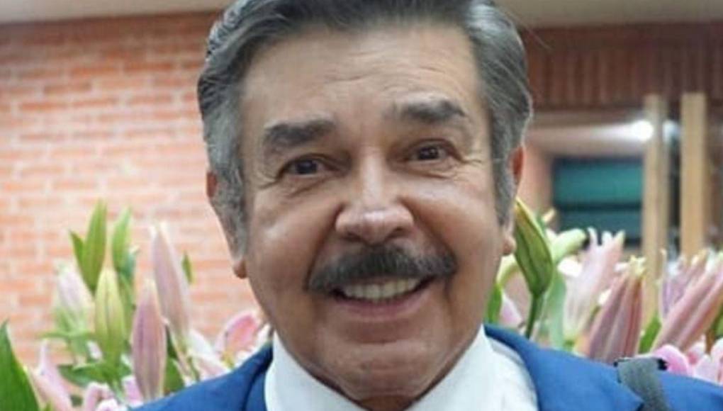 A sus 74 años Jorge Ortiz de Pinedo se ha consagrado como uno de los actores más queridos en el país gracias a los trabajos que hizo en proyectos como “La escuelita VIP”, “Doctor Cándido Pérez” y recientemente como protagonista de “Una Familia de Diez”, por lo que su estado de salud preocupó a todos.
