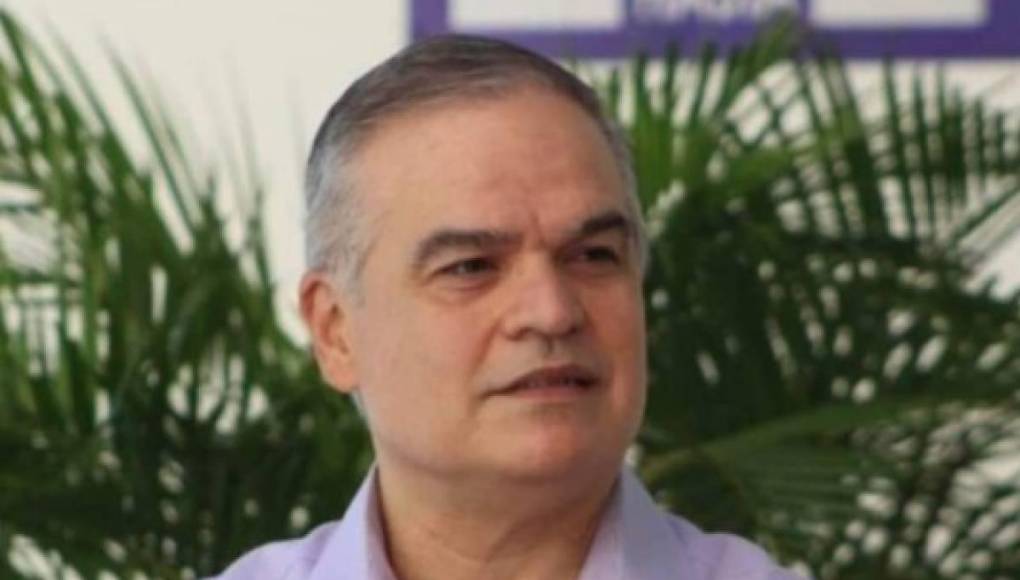 Aseguró que no es correcto que un presidente de un partido político sea candidato presidencial al mismo tiempo. 