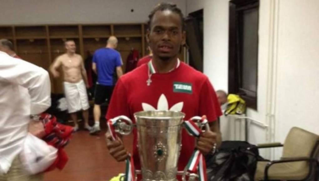 Luis Ramos. Vivió la época dorada del Debreceni VSC de la Primera División de Hungría. Ganó tres Ligas con este equipo en la liga húngara.