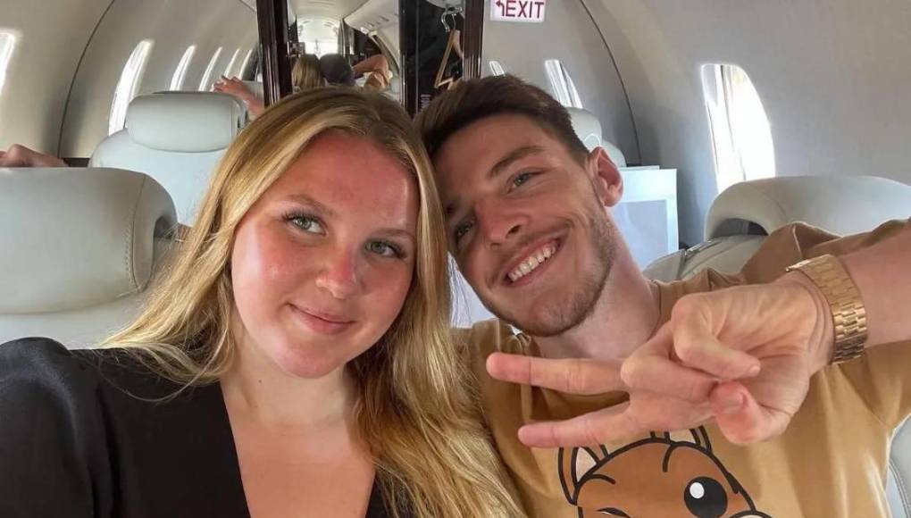 Fryer ha estado al lado de Rice en toda su carrera futbolística y se muestran muy enamorados.