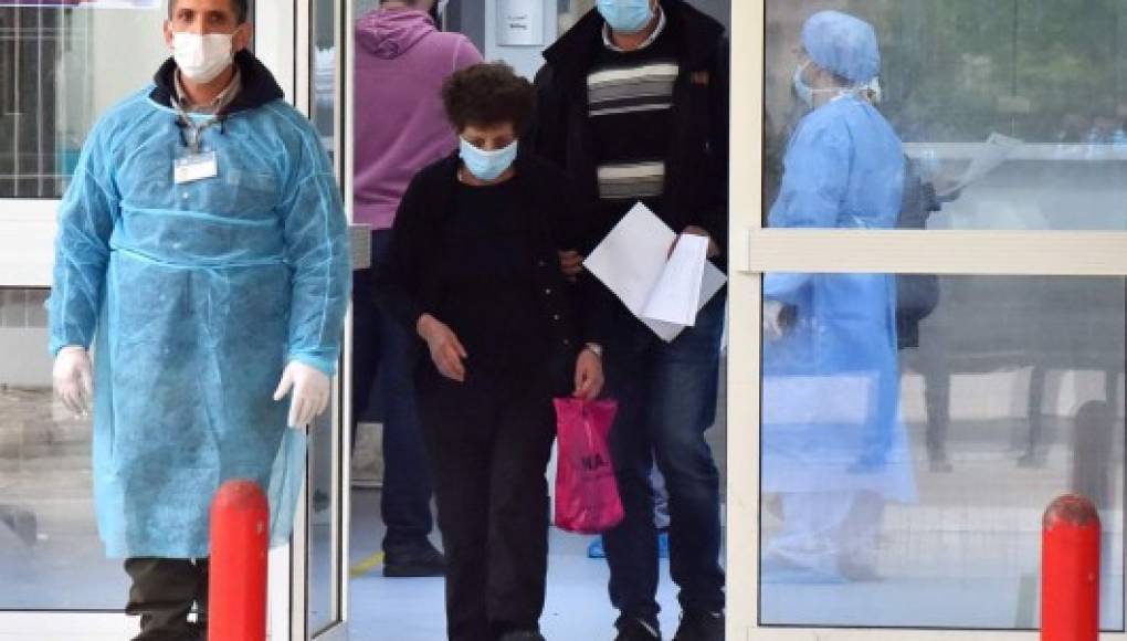 El coronavirus ya deja más de 11,000 muertos y castiga con saña a Italia