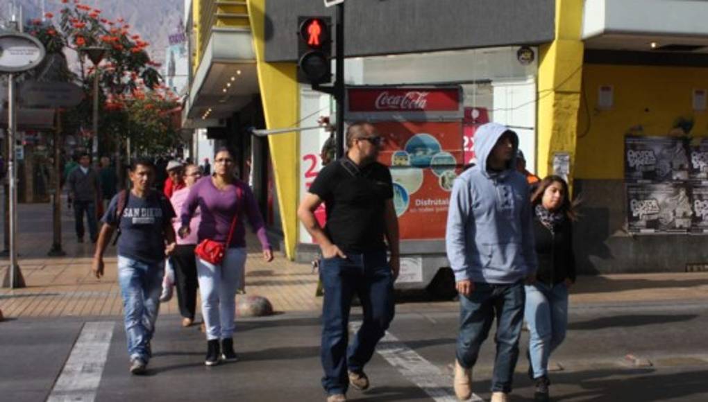 Cuidado con los peatones distraídos