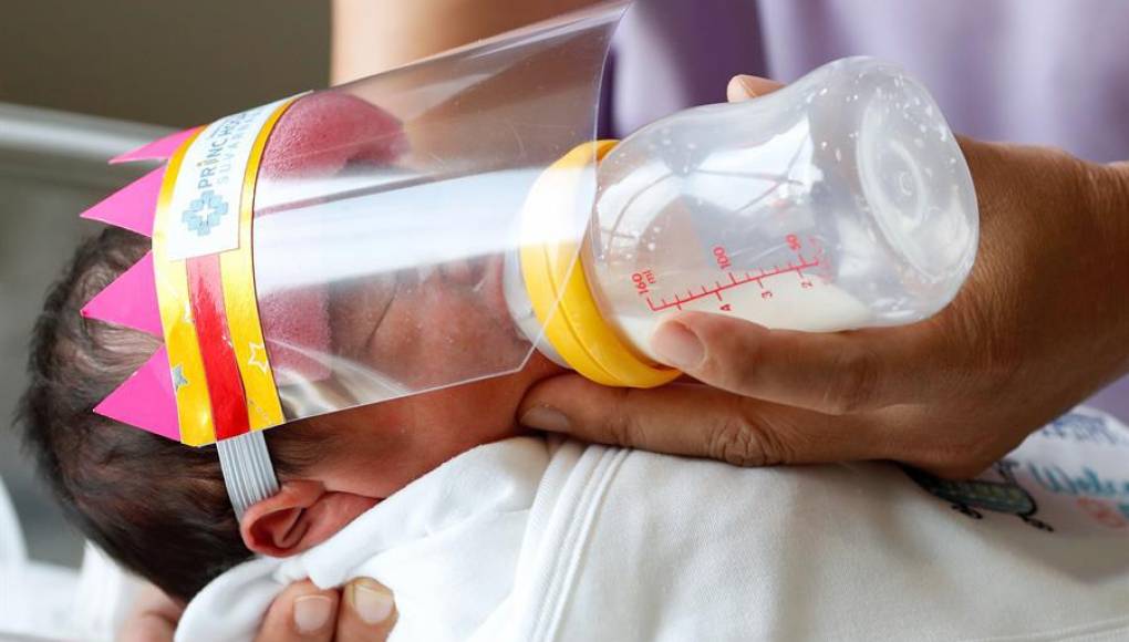 Abbott acuerda reactivar fábrica de leche en polvo para bebés en para paliar la escasez en EEUU