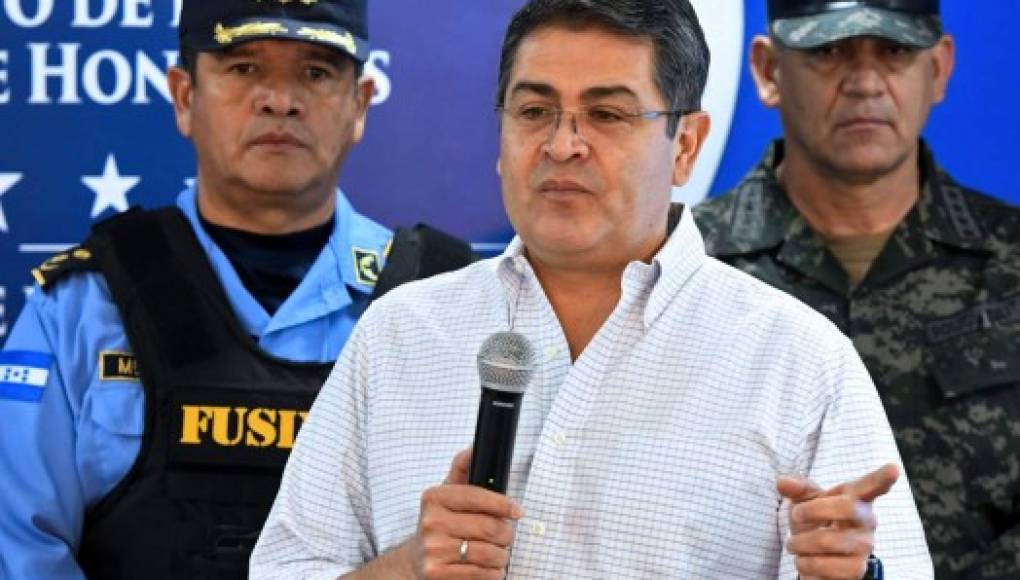 El presidente de Honduras viaja a México a promover inversiones en turismo