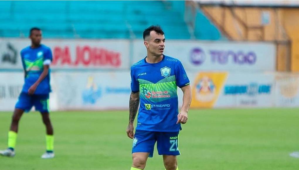 Brian Visser - Si bien es cierto logró ser inscrito casi a la mitad de la primera vuelta, pero aún así nunca se acopló al juego del Olancho FC ni teniendo minutos de juego, por lo que el argentino no tuvo un buen momento vestido con los colores de los Potros.