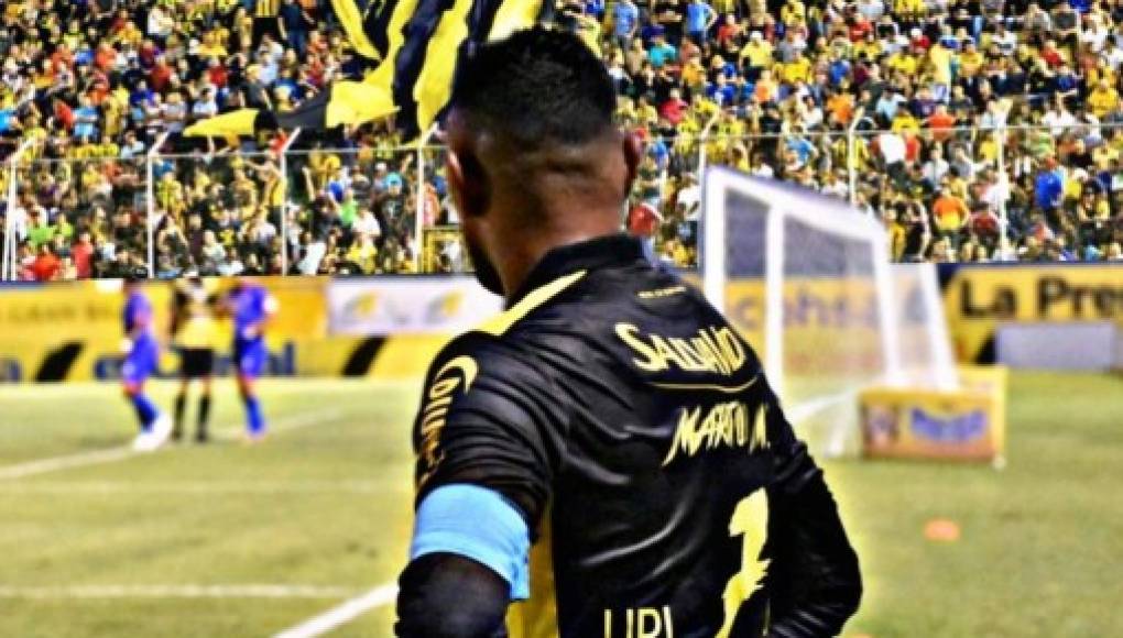 Sinager autoriza regreso de los aficionados en los estadios de Honduras