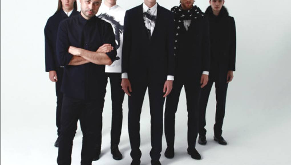 Binomio de sobriedad del diseñador hondureño Carlos Campos