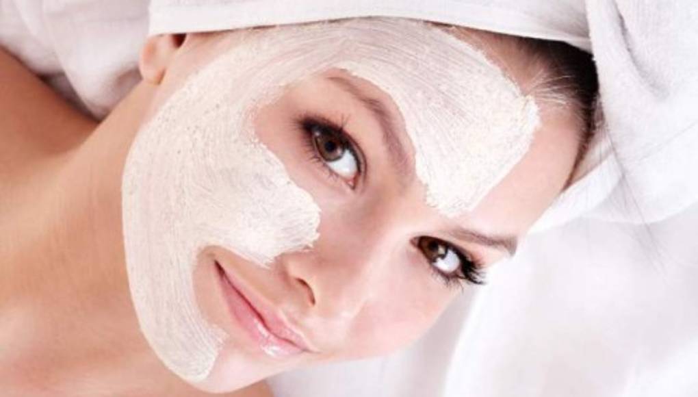 Cuatro pasos para exfoliar su rostro