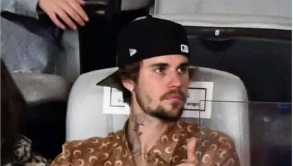 Los mejores memes de la presentación de Usher en el Halftime Show del Super Bowl 2024 que jugaron Kansas City Chiefs y San Francisco 49ers en el Allegiant Stadium de Las Vegas.