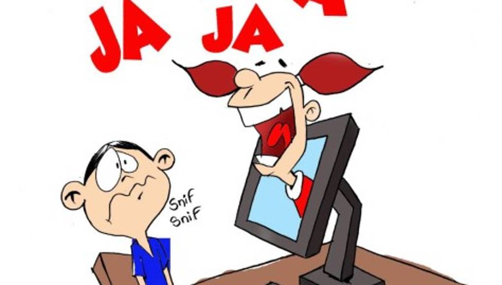 Mis compañeros se burlan de mí en Facebook y me escriben cosas feas.