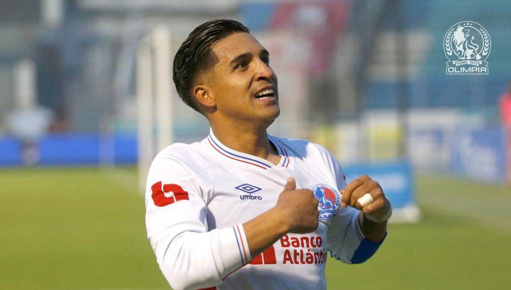 Volante: Tirado al costado izquierdo aparecerá Michaell Chirinos, uno de los mejores jugadores de Olimpia en el Clausura 2024.