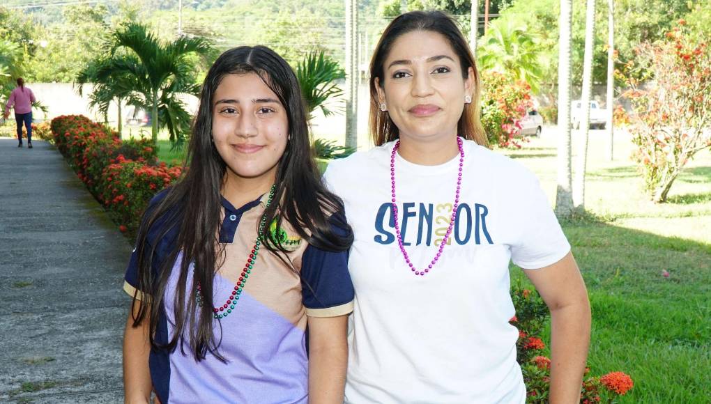 Valerie Paz Pineda y Norma Pineda de Paz