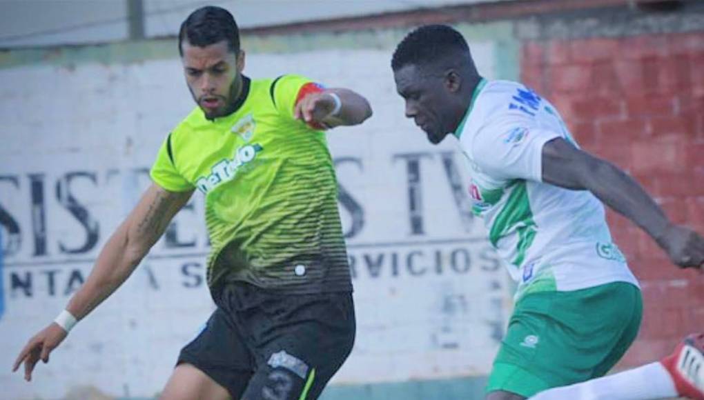 Nelson Muñoz inició su camino en el Real de Minas y luego tuvo su paso por los Lobos de la UPNFM.