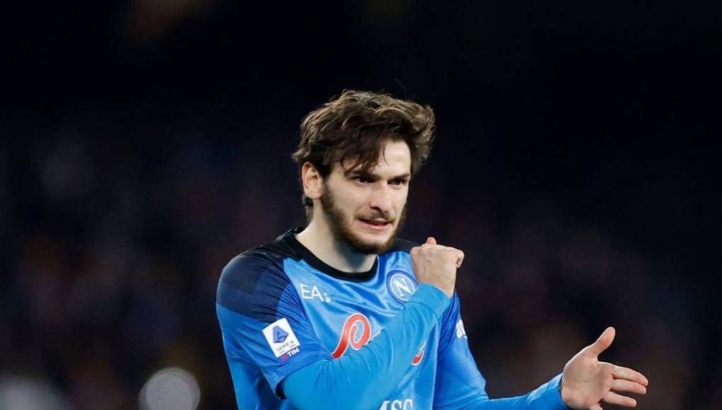  “Una cosa es segura: París hará todo lo posible para reclutarlo”, detalló el medio antes mencionado sobre el interés del PSG sobre el jugador.