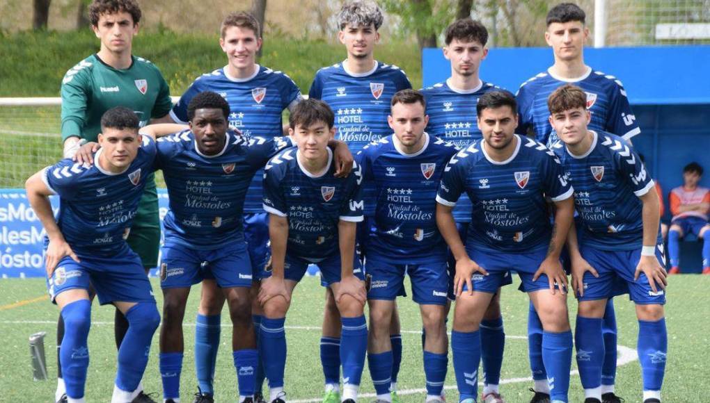 Además, uno de sus compañeros contó el duro relato de lo que se vivió tras la trágica muerte del futbolista en pleno entrenamiento.