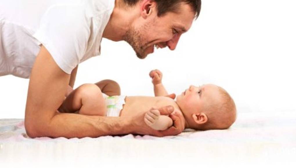 Ser papá después de los 40 es riesgoso