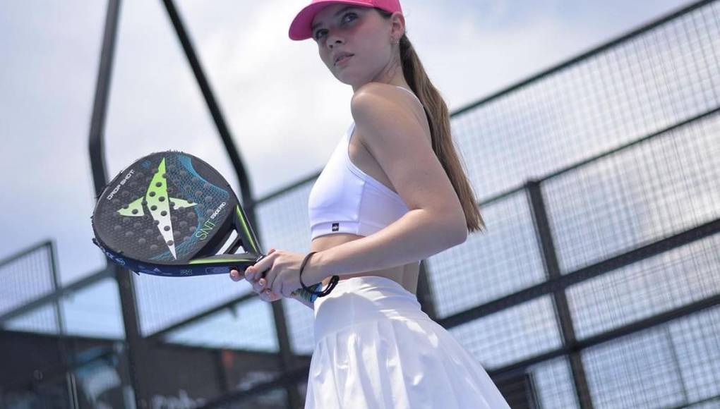 “ Su amor, motivación y apoyo incondicional han sido un verdadero motor para mí, me siento honrada de haber representado a mi querida Honduras en esta plataforma tan importante”, agradeció.