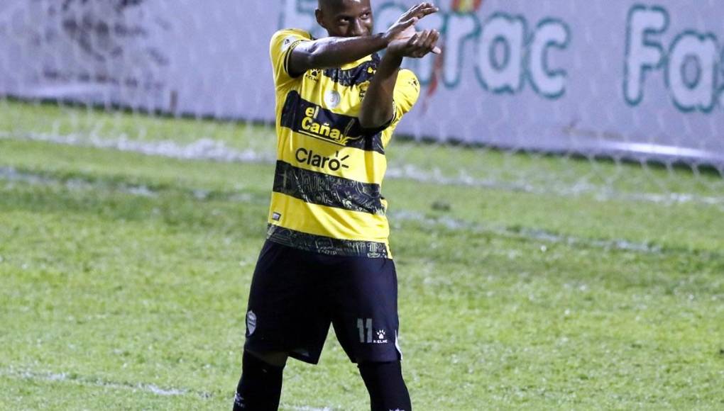 Darixon Vuelto celebró su gol al estilo Goku, en homenaje a Akira Toriyama, creador de ‘Dragon Ball’, que falleció a los 68 años de edad.