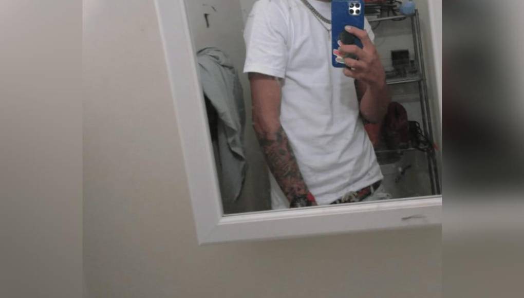 Los investigadores de la oficina del forense se hicieron cargo de la investigación de la muerte, con una autopsia forense más completa prevista para los próximos días.