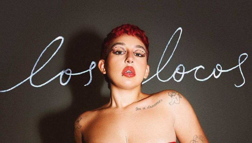 Por su parte su madre Niurka Marcos se pronunció al respecto. “Está muy bien, tomó su decisión porque es adulto y responsable”, mencionó a los medios de comunicación. “Me enteré después”.