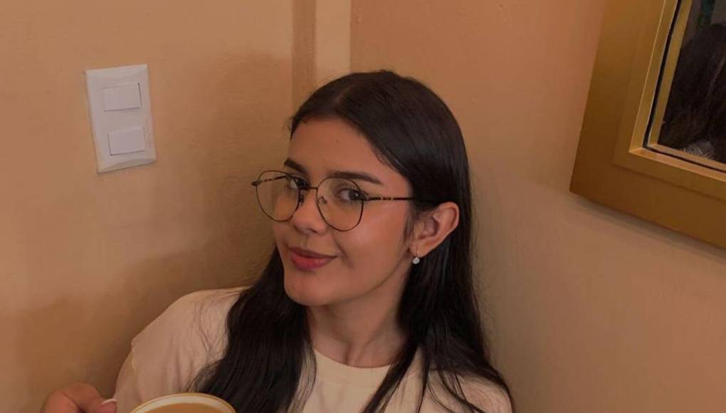 Recordó que de niños solían acompañar a sus padres a vender artículos y ropa a varias aldeas. 