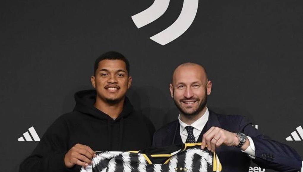 Asimismo, la Juve anunció la llegada del central brasileño, Pedro Felipe procedente del Palmeiras.