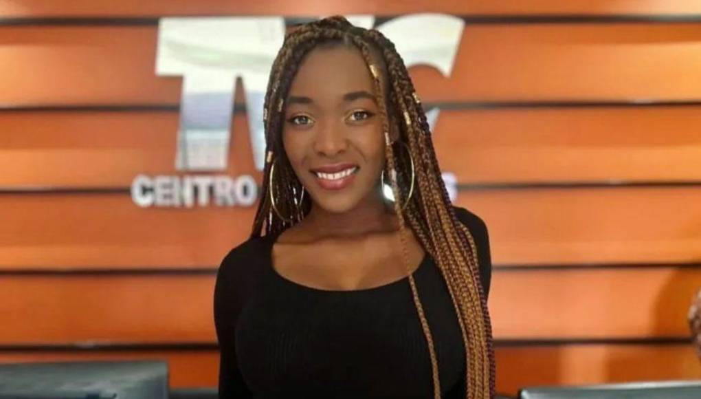 “Me siento con valor incalculable, jamás pensé que desde espacios importantes se me llamara para ser tomada en cuenta para poder crecer profesionalmente”, dijo Loren a Diario LA PRENSA sobre su trabajo en TVC.