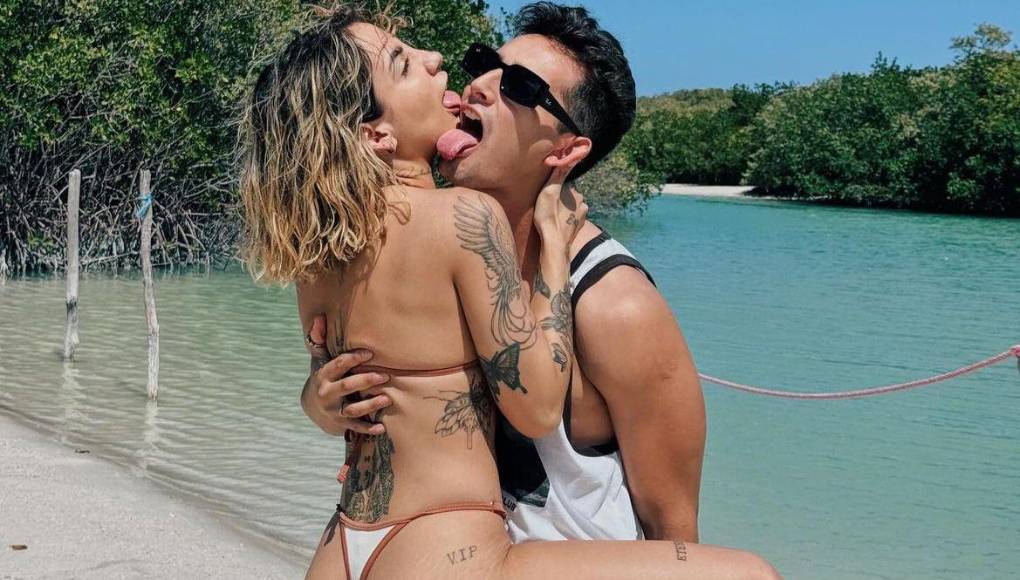 Ahora tanto Karol Sevilla hace su vida lejos de Emilio Osorio, cabe señalar que se rumora que empezó una relación con Mario Bautista, mientras que recientemente la actriz menciona que está muy contenta de que su expareja siga conociendo personas y que no le afectan los comentarios negativos que han surgido a raíz de la finalización de su romance.