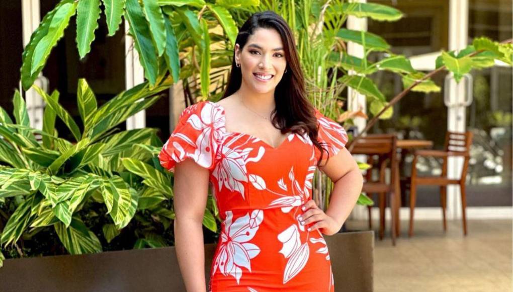 “Como te cuento Milagros, el video...”, dijo Velásquez a lo que Carolina respondió entre risas “Milagro Flores está de vacaciones”.