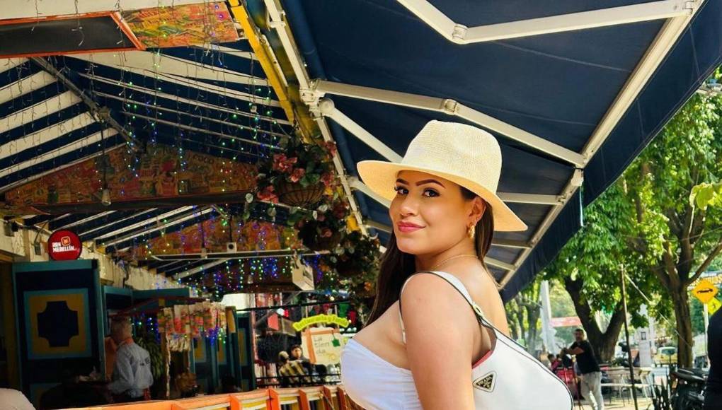 En varias postales publicadas en sus diferentes redes sociales, a Rubio se le ha visto pasar por las ciudades de Colombia como ser Medellín y Bogotá.