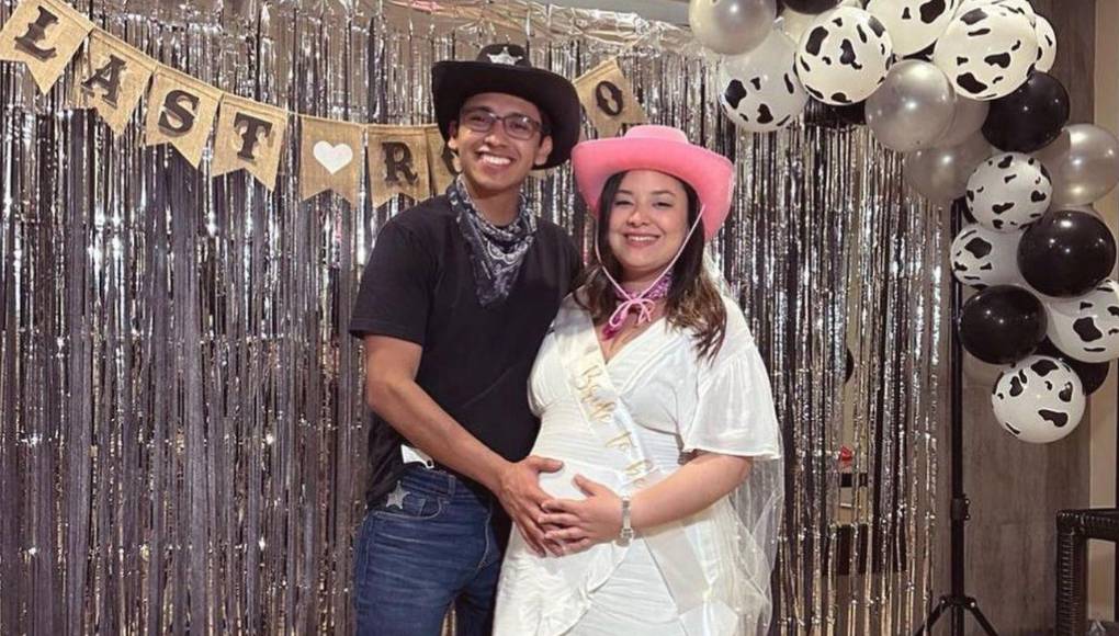 Cabe mencionar que, fue el pasado 3 de diciembre que Calix había anunciado que sería papá y el mismo día de su matrimonio decidieron revelar el sexo del bebé.