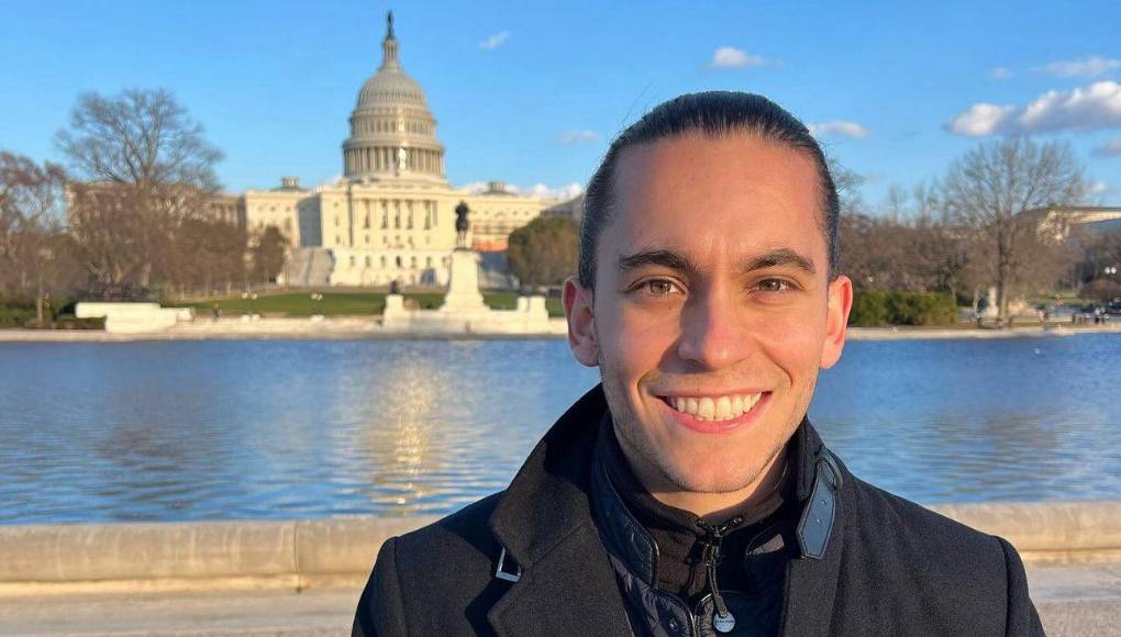 No es la primera vez que este creador de contenido se solidariza con nuestros connnacionales hondureños, ha apoyado económicamente a hondureños migrantes que llegan a Texas sin recursos, hoy extiende y se suma al proyecto maestro del japonés Shin Fujiyama en la reconstrucción de esta escuela.